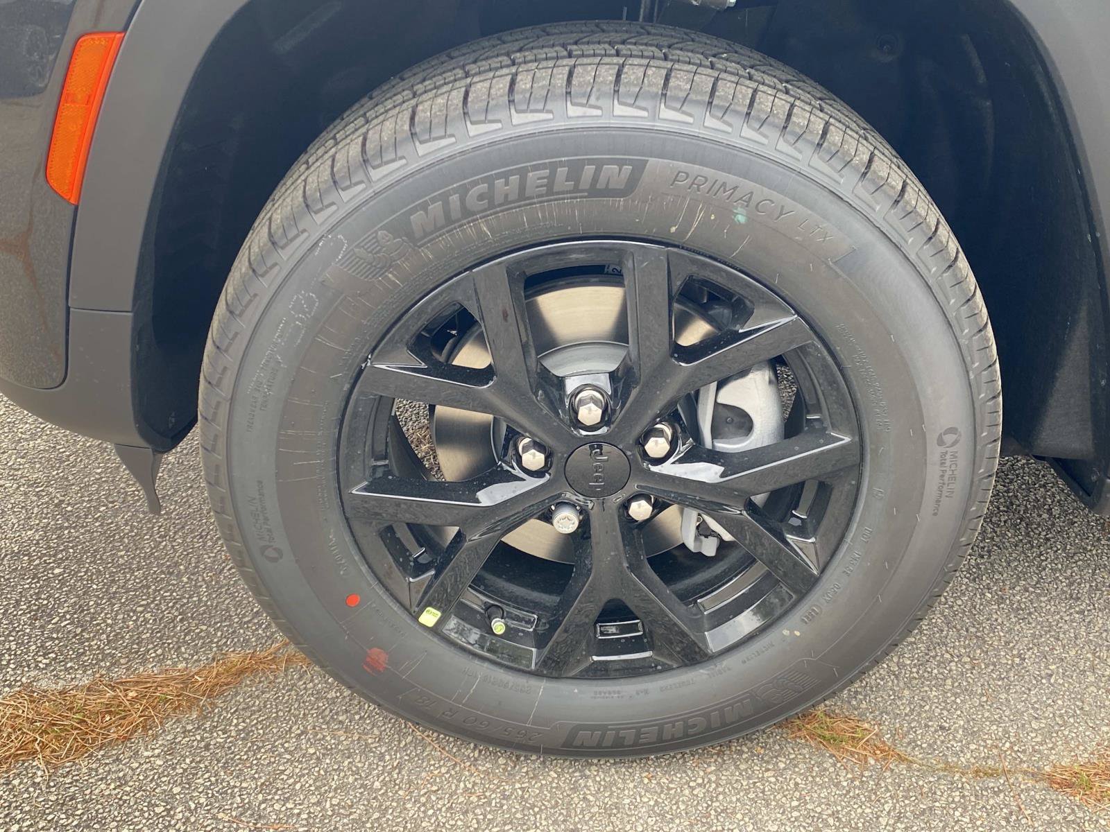 New 2026 Jeep Grand Cherokee Altitude RWD image 6