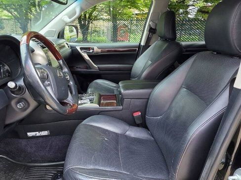 Used 2014 Lexus GX 460 Luxury AWD/4WD image 9