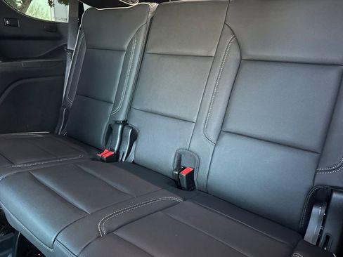 Used 2022 Chevrolet Tahoe Premier image 18