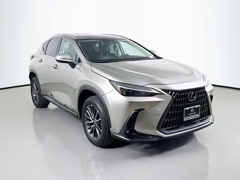 Certified 2025 Lexus NX 250 FWD w/ Premium Package image 3