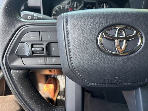 Used 2026 Toyota Tundra SR AWD/4WD image 29