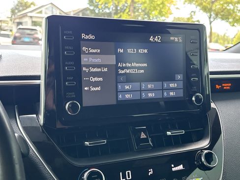 Used 2019 Toyota Corolla SE FWD image 17