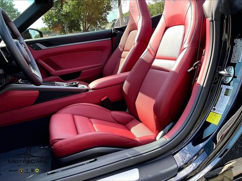 Used 2024 Porsche 911 Carrera S RWD image 19