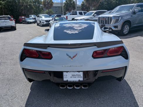 Used 2019 Chevrolet Corvette Stingray Coupe w/ 1LT RWD image 5