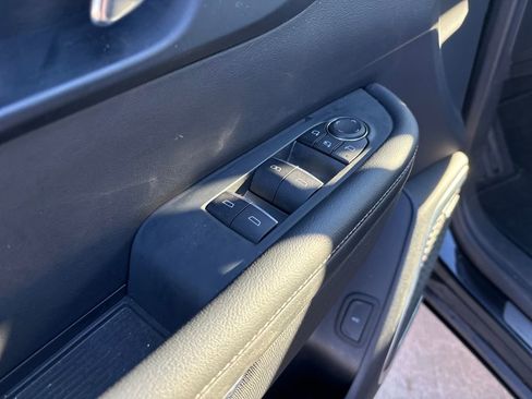 Used 2025 Buick Enclave Sport Touring image 15