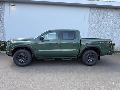 New 2026 Nissan Frontier PRO-4X w/ Pro-4x Convenience Package image 3