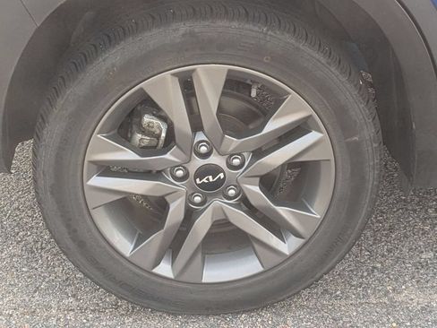 Used 2022 Kia Seltos LX AWD/4WD image 13