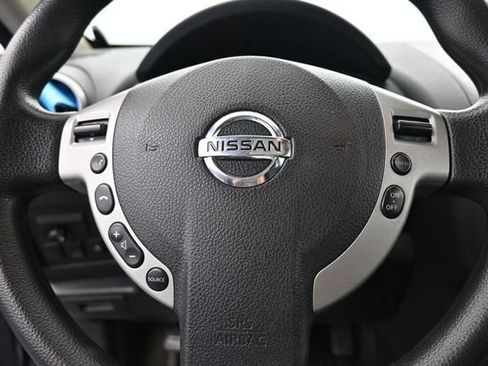 Used 2013 Nissan Rogue SV w/ Premium Pkg AWD/4WD image 27
