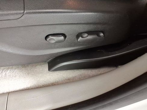 Used 2014 Buick Encore Convenience FWD image 14