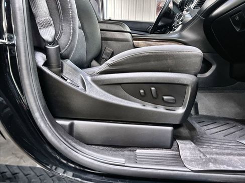Used 2020 Chevrolet Tahoe LS image 27