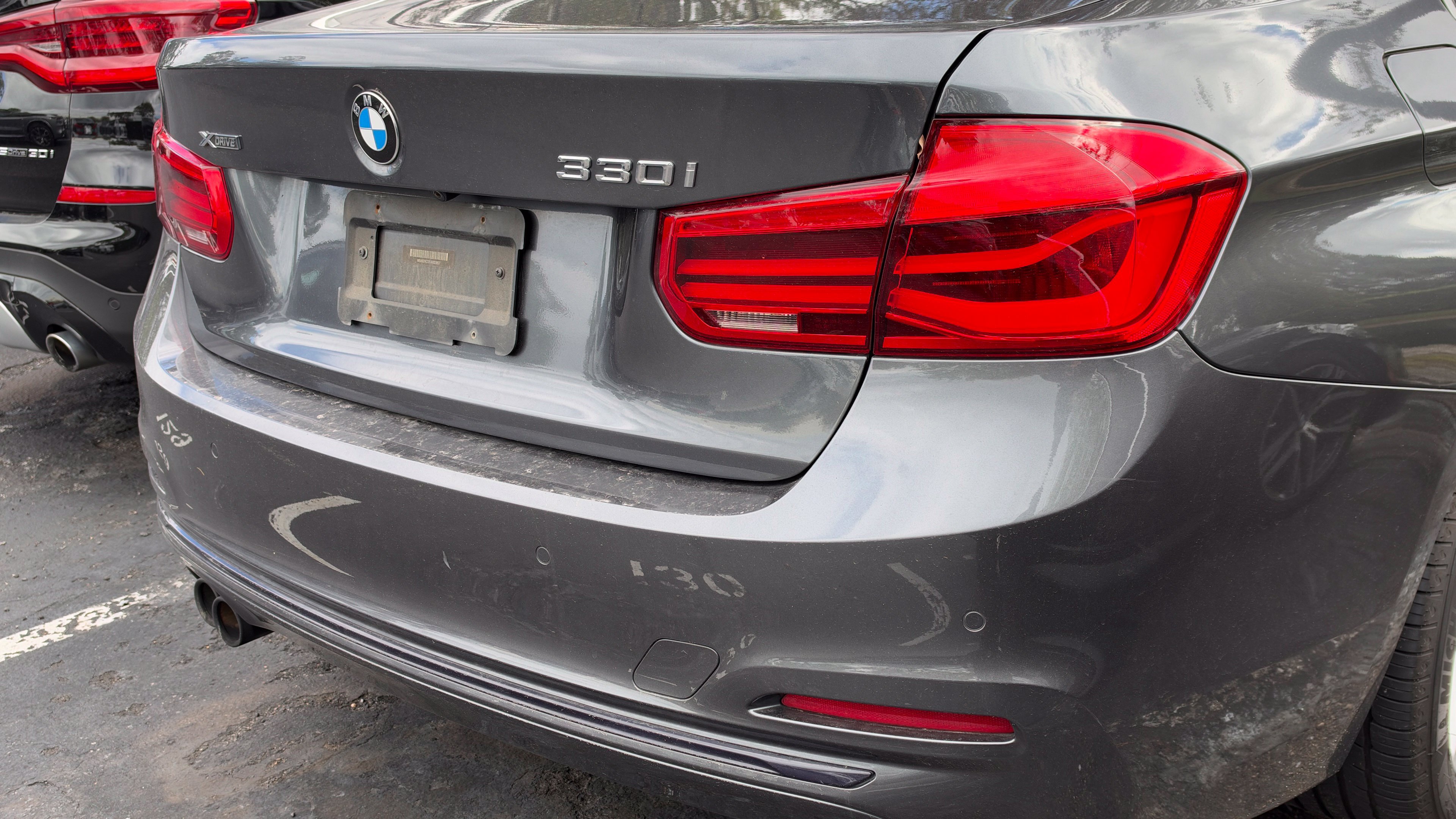 Used 2017 BMW 330i xDrive Sedan AWD/4WD image 8