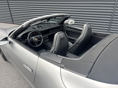 Certified 2022 Porsche 911 Cabriolet image 27