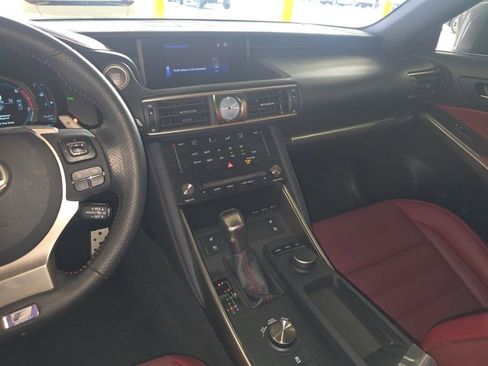 Used 2018 Lexus IS 300 F Sport image 16