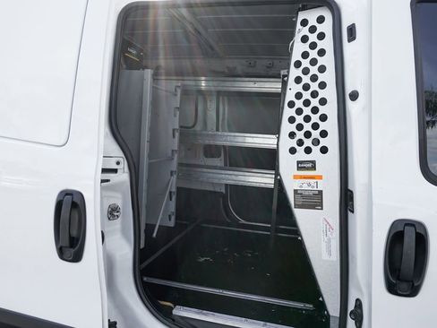 Used 2020 RAM ProMaster City Tradesman image 13