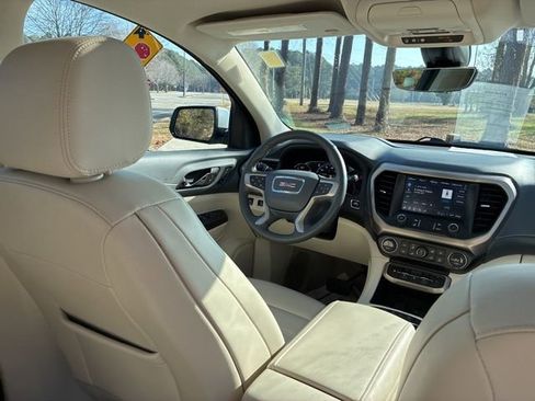 Used 2023 GMC Acadia Denali w/ Denali Ultimate Package image 25