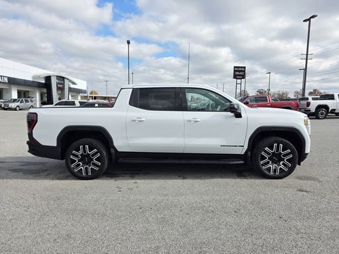 New 2026 GMC Sierra EV Elevation image 9