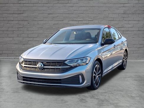 Used 2023 Volkswagen Jetta Sport FWD image 4