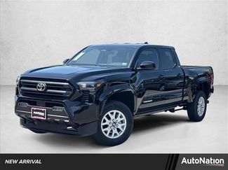 Used 2025 Toyota Tacoma SR5 video 1