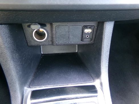 Used 2016 Toyota Corolla LE FWD image 20