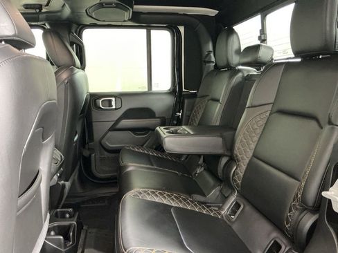 Used 2021 Jeep Gladiator Overland image 27