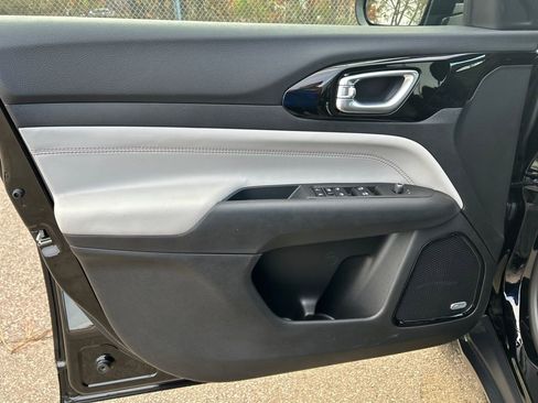 New 2026 Jeep Compass Limited w/ Sun, Sound & Navigation Group image 12