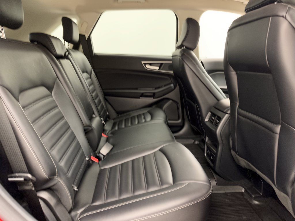 Used 2024 Ford Edge SEL w/ Convenience Package AWD/4WD image 29