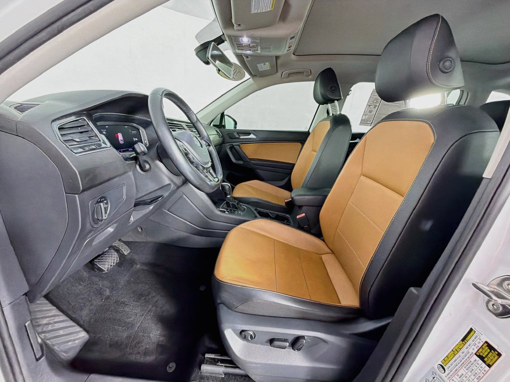 Used 2019 Volkswagen Tiguan SEL FWD image 12