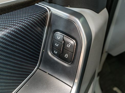 Used 2021 Ford F150 Limited image 18