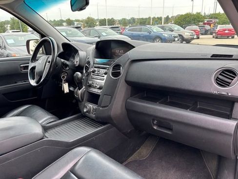 Used 2014 Honda Pilot Touring image 19