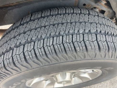Used 2011 Toyota FJ Cruiser 4WD w/ Convenience Pkg image 13