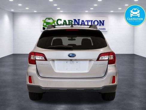 Used 2016 Subaru Outback 2.5i Limited AWD/4WD image 5