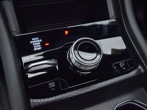 New 2025 Jeep Grand Cherokee Limited 4xe w/ Trailer Tow Package image 34