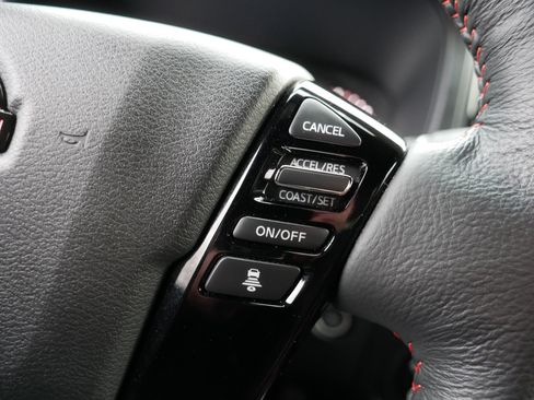 Certified 2024 Nissan Frontier PRO-4X w/ Pro Convenience Package image 29