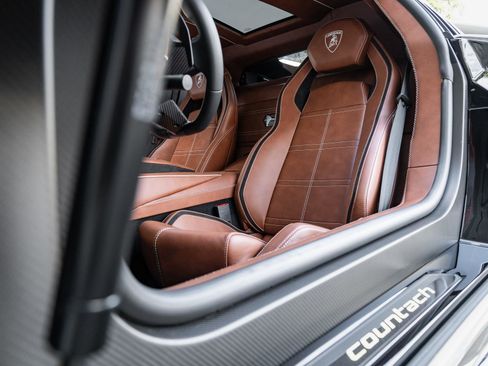 Used 2022 Lamborghini Aventador Countach image 4