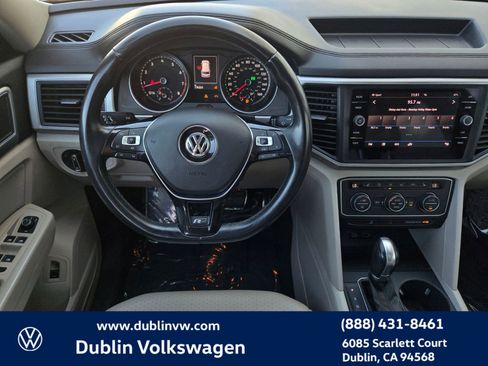 Used 2019 Volkswagen Atlas SE w/ Panoramic Sunroof Package image 14