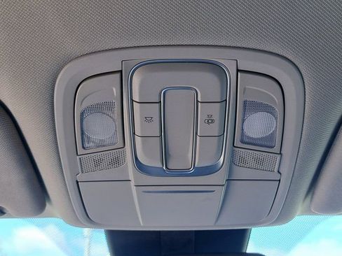Used 2020 Hyundai Santa Fe SEL w/ Cargo Package FWD image 19