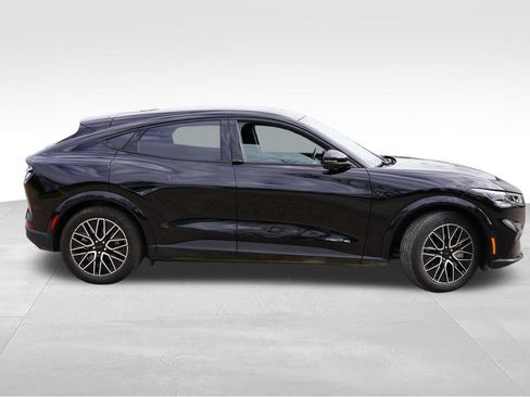 Certified 2025 Ford Mustang Mach-E Premium AWD/4WD image 3
