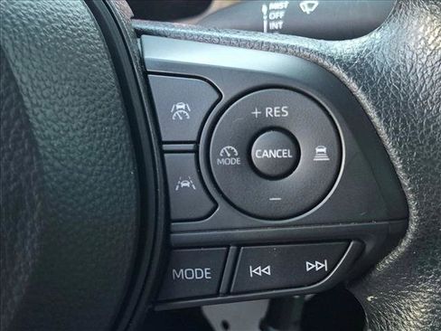 Used 2026 Toyota Corolla LE FWD image 13
