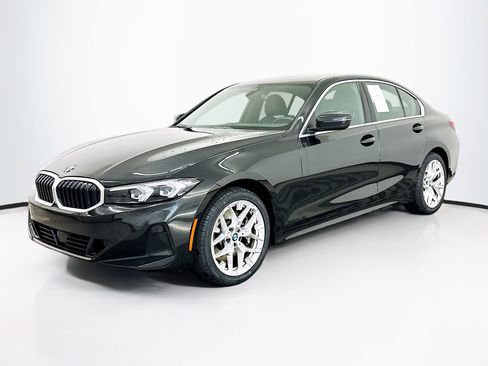 Used 2025 BMW 330i xDrive Sedan image 3