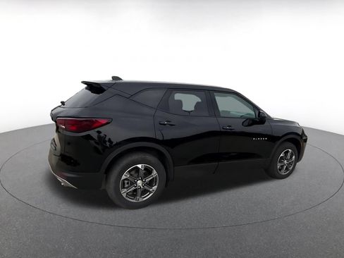 Used 2025 Chevrolet Blazer LT FWD image 15