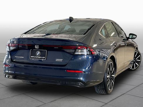 Used 2024 Honda Accord Touring image 12