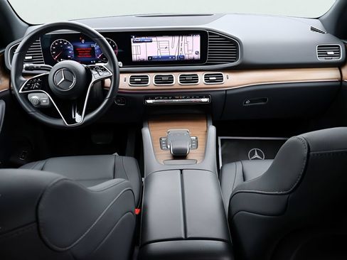 Used 2025 Mercedes-Benz GLE 350 4MATIC image 15