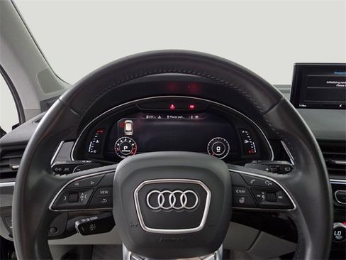 Used 2019 Audi Q7 3.0T Premium Plus image 10