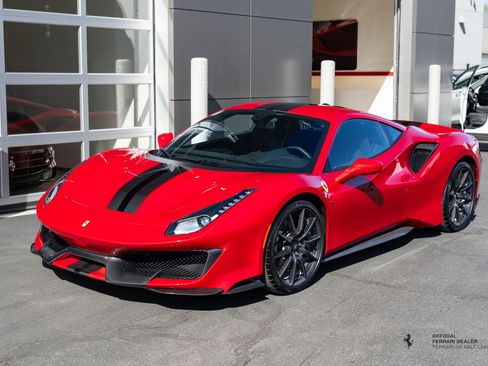 Certified 2020 Ferrari 488 Pista Coupe image 4