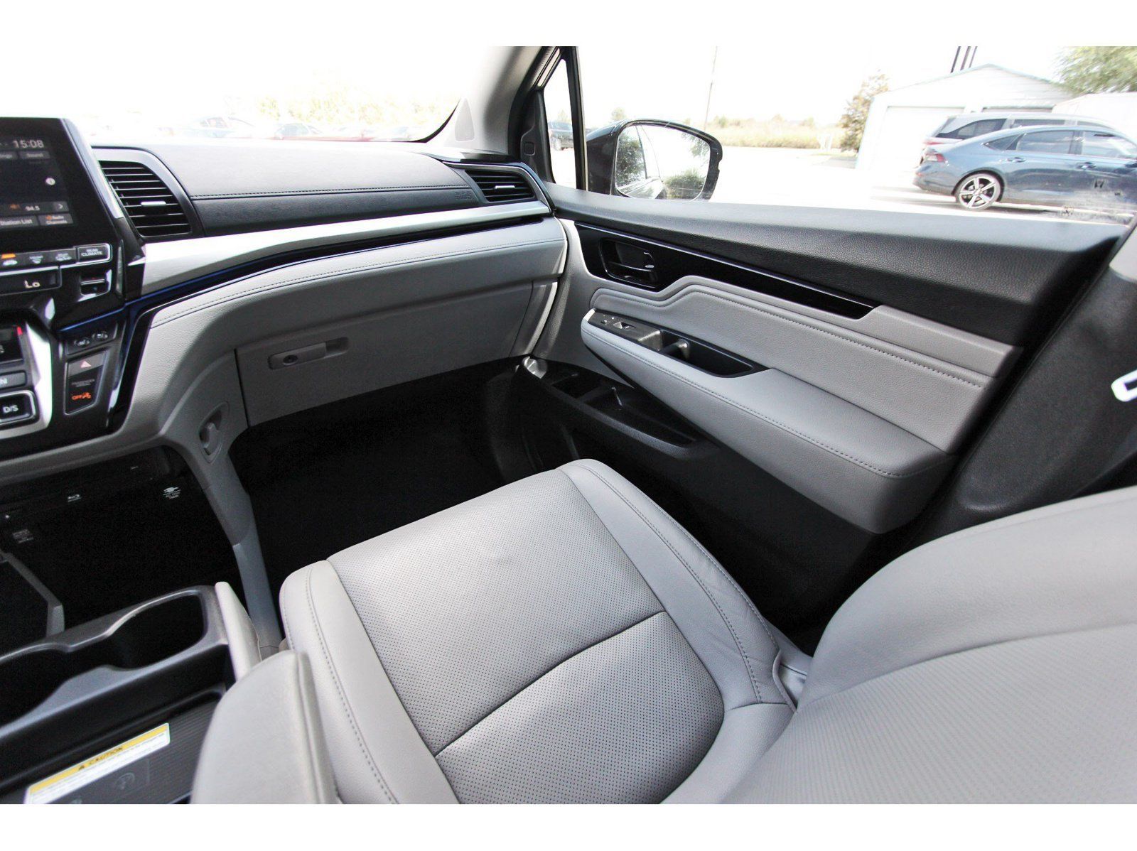 Used 2020 Honda Odyssey Elite image 11