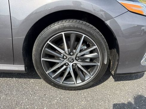 Used 2023 Toyota Camry XLE image 11