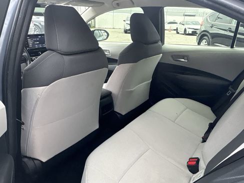 Used 2020 Toyota Corolla LE image 22