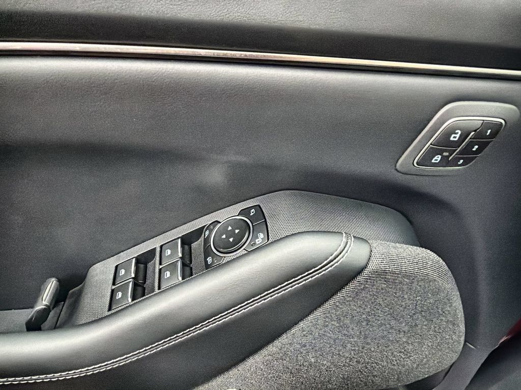Used 2025 Ford Mustang Mach-E Premium AWD/4WD image 15