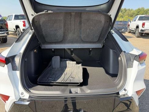 Used 2024 Buick Envista Sport Touring w/ Convenience I Package image 8