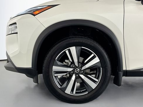 Used 2021 Nissan Rogue SL image 9